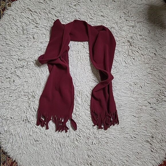 Burgundy Red Fleece Scarf Winter Fall Accessory Basics Classic Gorpcore Ski with - Picture 2 of 16